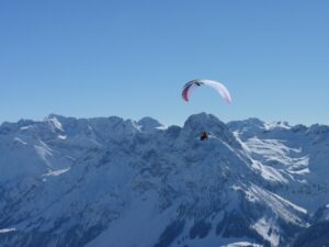paragliding-657398_1280