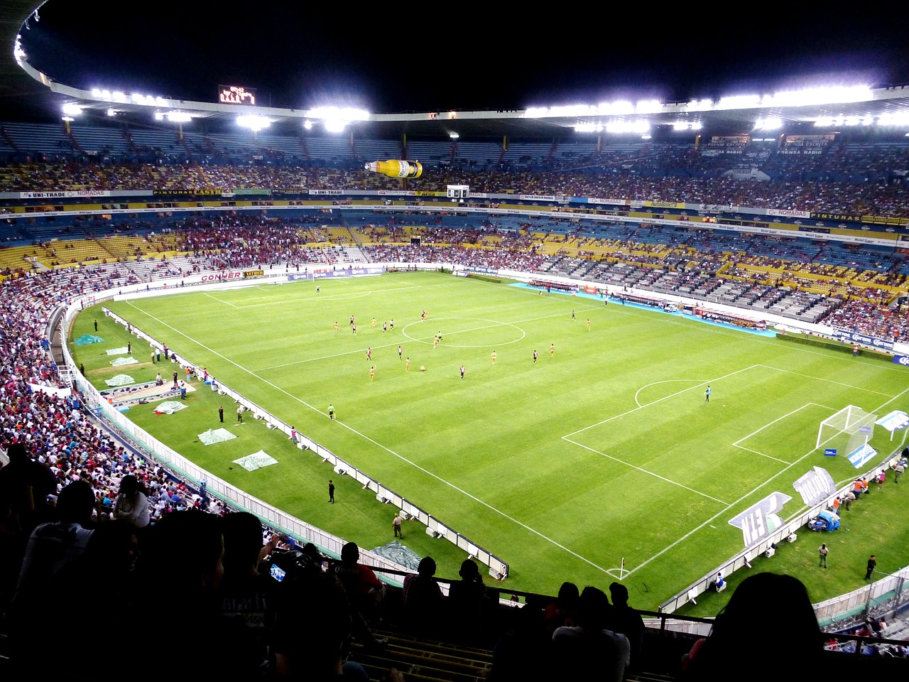 stadium-181457_1280