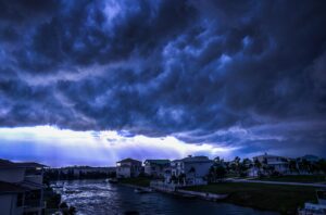 storm-426787_1280